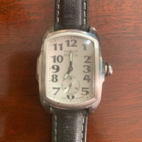 Ladies invicta lupah watch - Picture 2 of 5